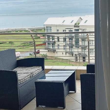 Luxurious Beach Apartment - The Sails Durban Bagian luar foto