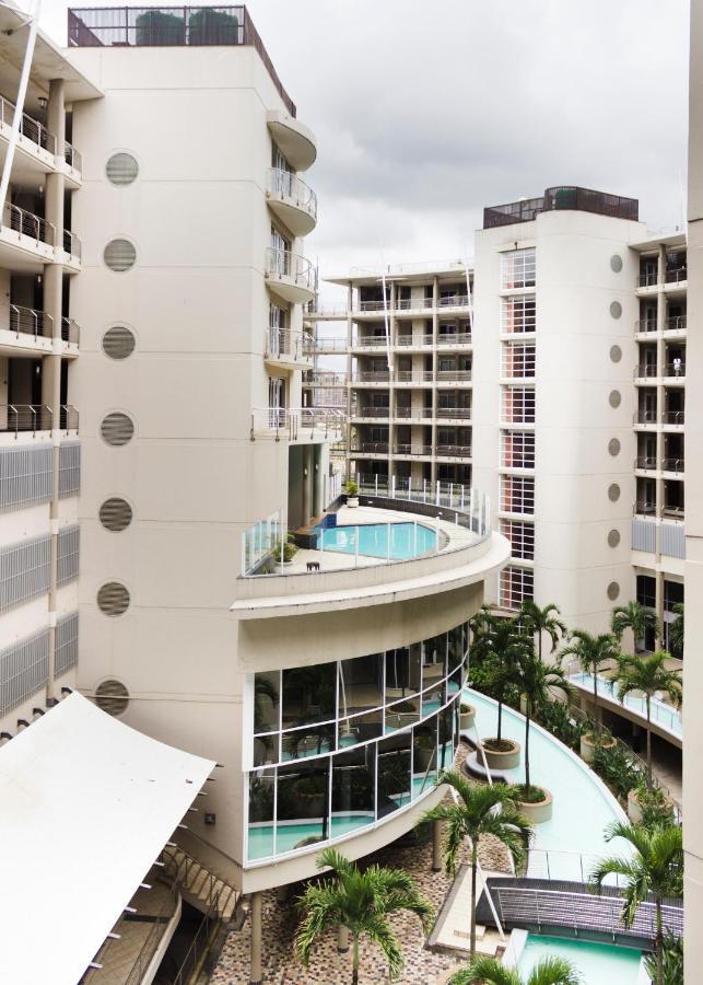 Luxurious Beach Apartment - The Sails Durban Bagian luar foto