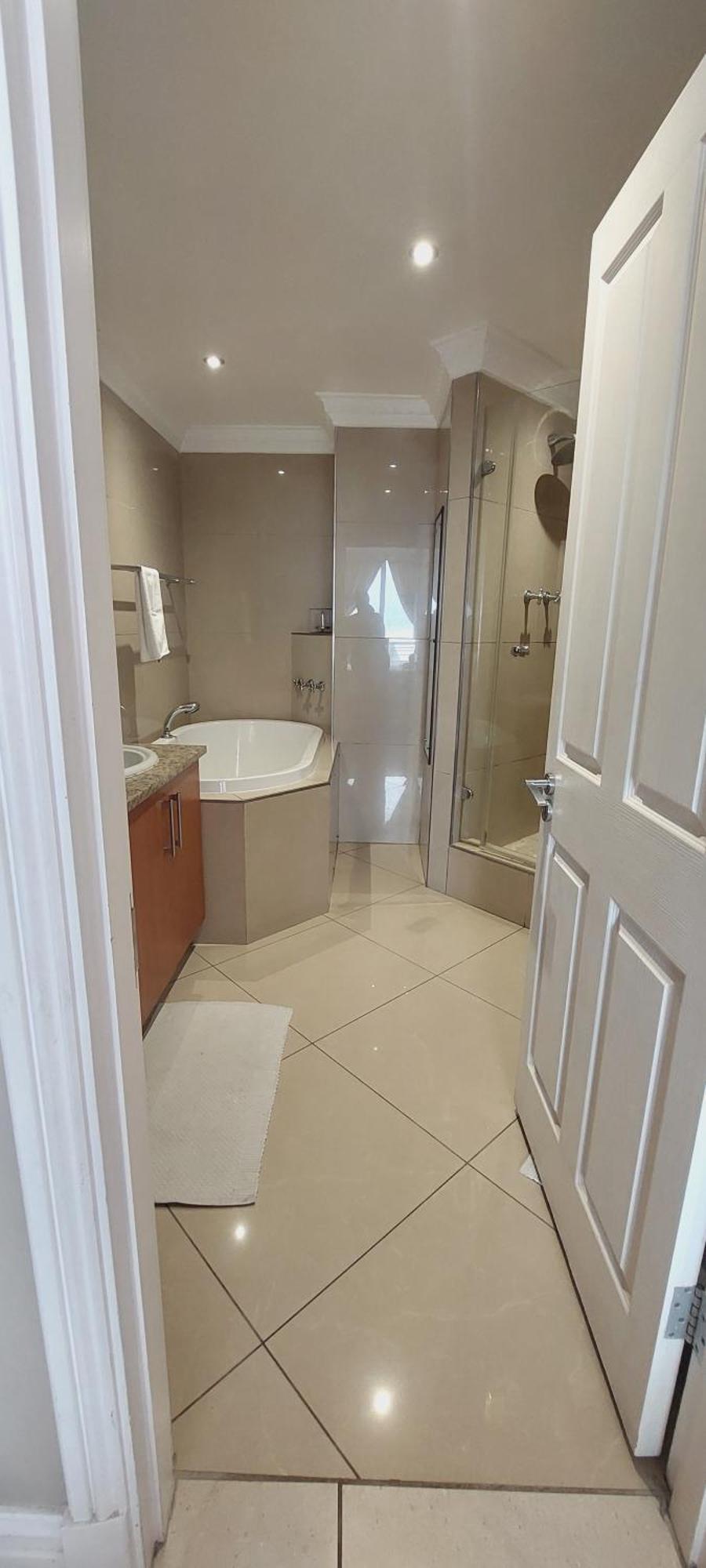 Luxurious Beach Apartment - The Sails Durban Bagian luar foto